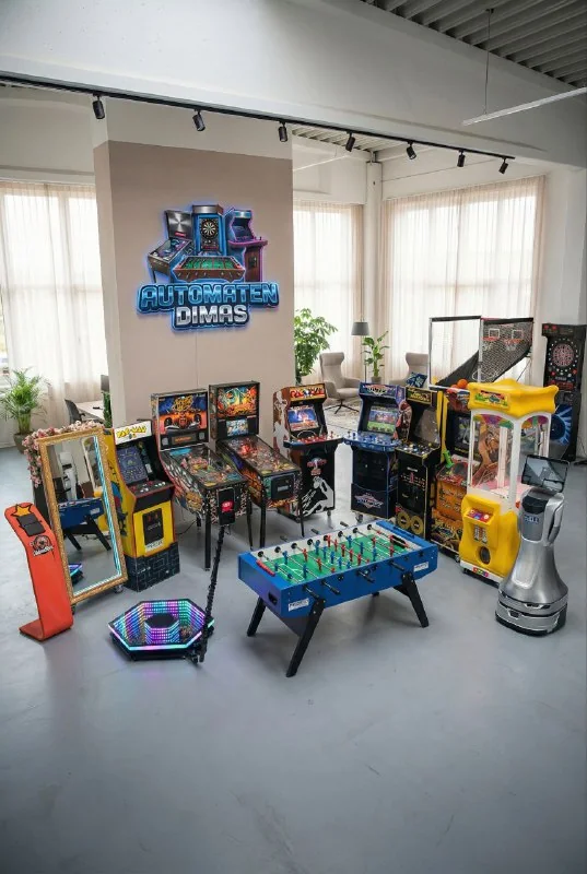 Showroom mit Robotern und Eventausstattung